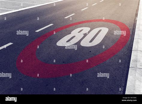 Speed limit 80 hi-res stock photography and images - Alamy