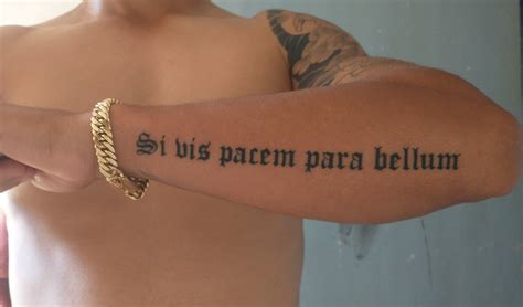 Si vis pacem para bellum | Text tattoo, Hand tattoos for guys, Forearm ...