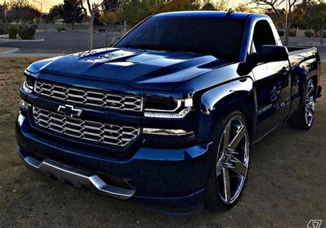 cars trucks #Gmctrucks (With images) | Custom chevy trucks