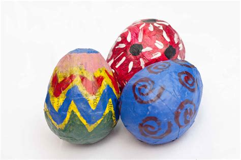 DIY Paper Mache Easter Eggs - Sweet T Makes Three