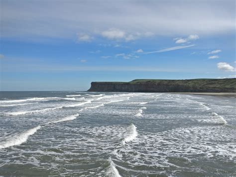 Saltburn Beach - Photo "Saltburn" :: British Beaches