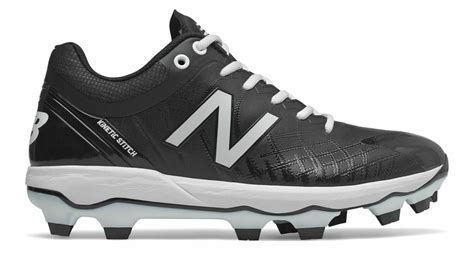 New Balance Molded Cleats