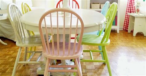 hopscotch lane: Colorful Dining Room Chairs