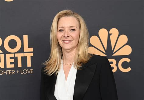 Lisa Kudrow Sings Son Happy 25th Birthday in Sweet Reflective Video ...