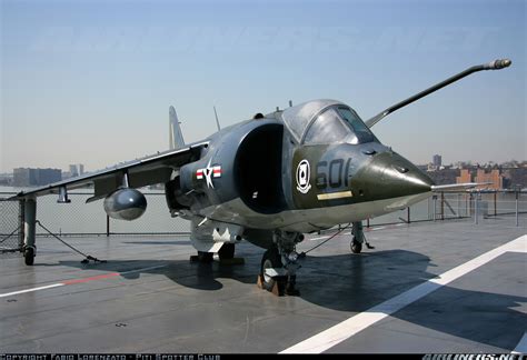 Hawker Siddeley AV-8A Harrier - USA - Marines | Aviation Photo #1505224 | Airliners.net