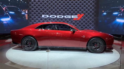 Dodge Adds More Rumble and Bite to its Charger Daytona EV in Updated ...