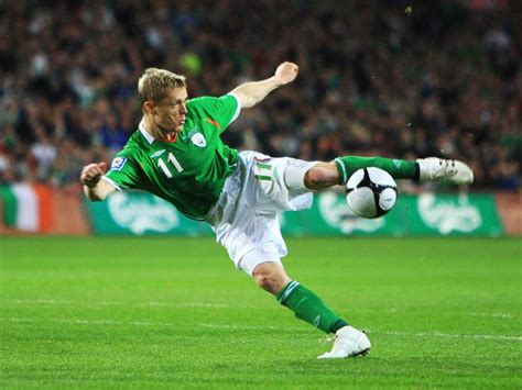 "Sad day for Irish football" - Players react to Damien Duff's international retirement | Goal.com