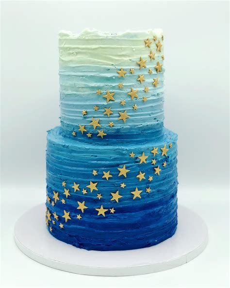 [Homemade] Blue ombre birthday cake with Italian meringue buttercream ...