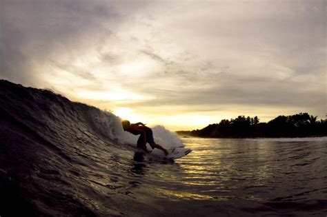 Surfing Papua New Guinea: A Comprehensive Guide