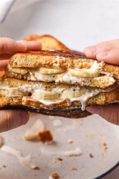 Fluffernutter Sandwich Grilled (recipe + VIDEO) | NeighborFood