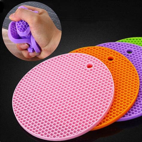 2020 Household Kitchen Round Non Slip Heat Resistant Table Pads Cup Silicone Mats Amazon Hot FDA ...