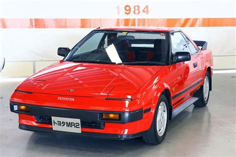 Toyota MR2 (AW11)