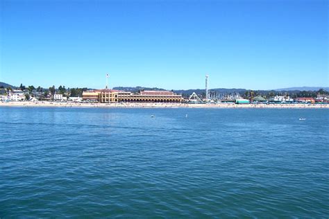 Santa Cruz Wharf - Pier Fishing in California