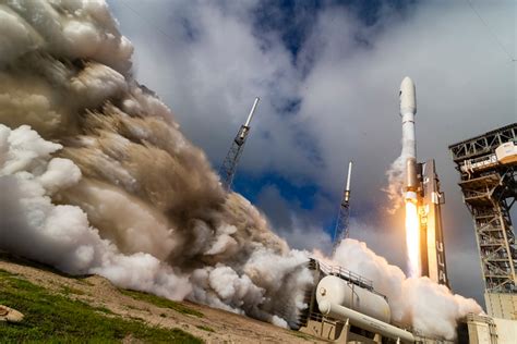 United Launch Alliance launches 6th orbital test vehicle for U.S. Space ...