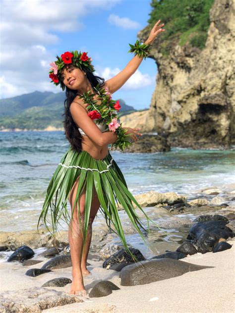 Hula Hawaiian Costume | Hula dance, Hawaiian costume, Hula