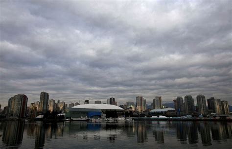 Vancouver to explore feasibility of bid for 2030 Winter Olympics | Reuters