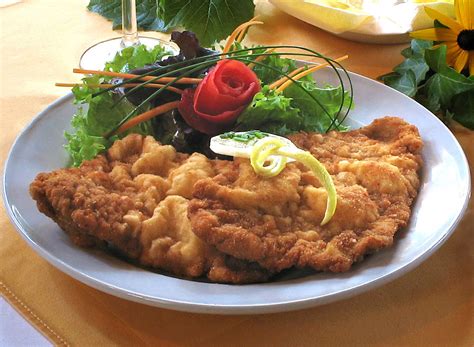 Wiener Schnitzel – A Global History of Food