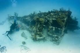 Mary Celeste shipwreck, found abandoned in the middle of the ocean | Naufragio, Universidad de ...