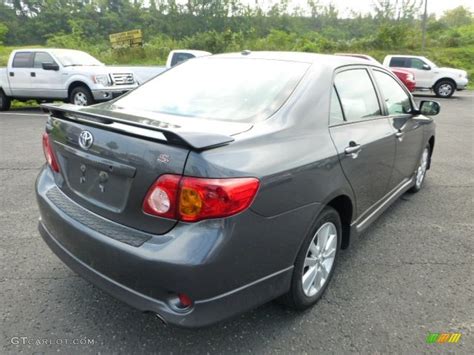 2010 Magnetic Gray Metallic Toyota Corolla S #70474184 Photo #2 | GTCarLot.com - Car Color Galleries