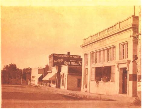 Pear Street in Shellsburg Iowa | Benton county, Iowa, Street