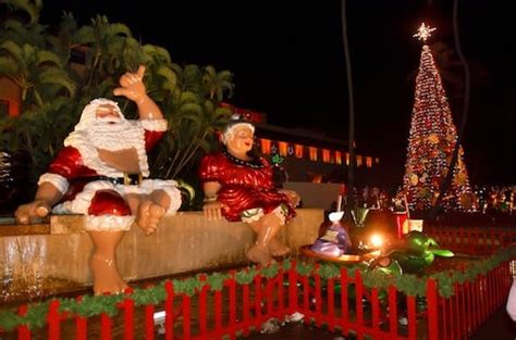 6 Hawaii Christmas songs to deck your halls this season - Hawaii Magazine