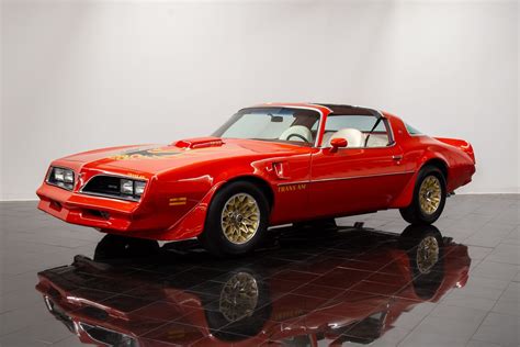 1977 Pontiac Trans Am For Sale | St. Louis Car Museum