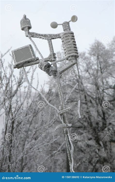 Small, Home Weather Station Stock Photo - Image of equipment, meter: 158138692