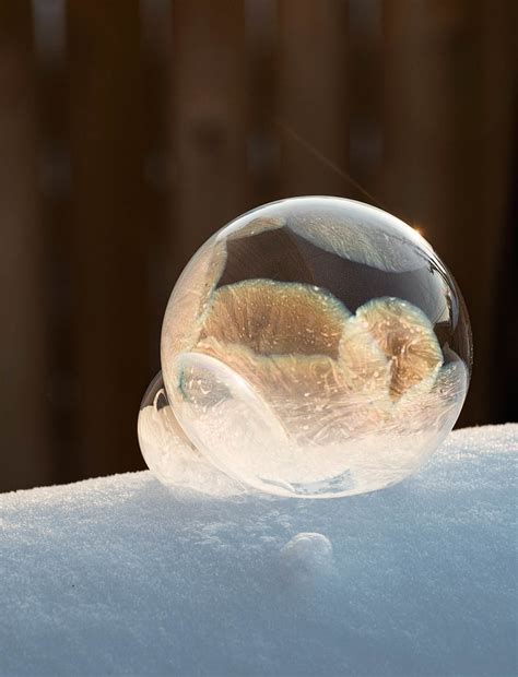 How to Photograph Frozen Bubbles in the Cold