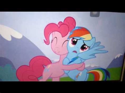 Pinkie pie hugs rainbow dash backwards - YouTube