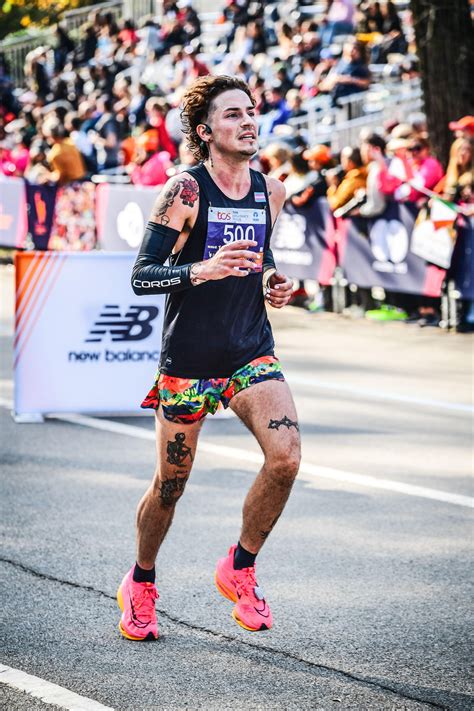 NYC marathon nonbinary champ Cal Calamia sees running as a change agent - Outsports