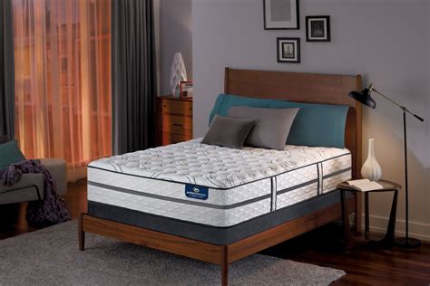 Serta® Perfect Sleeper® Ultimate Hybrid Woodview Extra Firm Queen Mattress