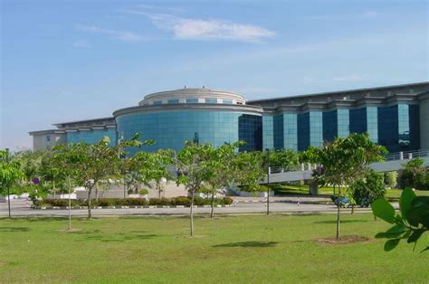 Universiti Tenaga Nasional (UNITEN), IT Building - Ample Architectural ...