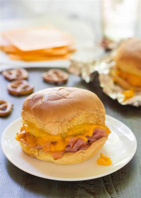 Campfire Recipe {Ham and Pineapple Sandwiches} – WellPlated.com