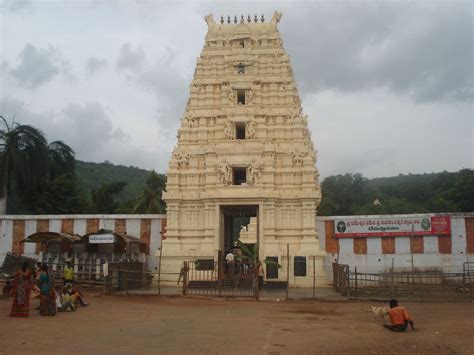 Accommodation near Mahanandi temple, Great History And Architecture.