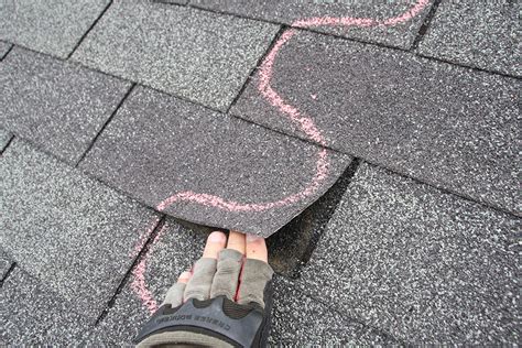 Misconceptions of Wind Damage to Asphalt Composition Shingles | IIBEC