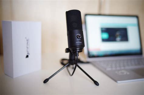 Fifine K669 Affordable Mic for Podcast and Streamers | One Tech Traveller