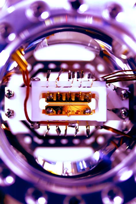 First Reprogrammable Quantum Computer Created | Live Science