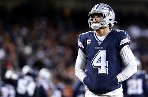 Tagging Dak Prescott the better option following Patrick Mahomes deal?