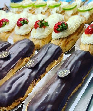 French Bakery | Eclair French Pastry | Sandy