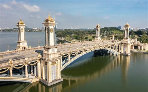 Premium Photo | Seri gemilang bridge in putrajaya