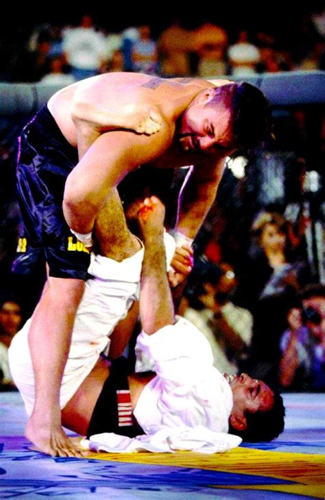 Royce Gracie vs. Kimo. Royce had a tough time with Kimo, because of Kimo's size and strength ...