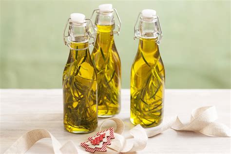 Rosemary Olive Oil | Cookery Magic