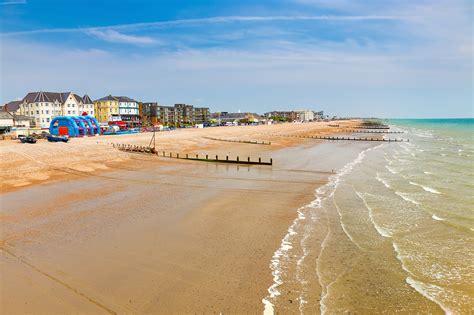 10 Best Beaches in West Sussex - Head Out of London on a Road Trip to the Beaches of West Sussex ...