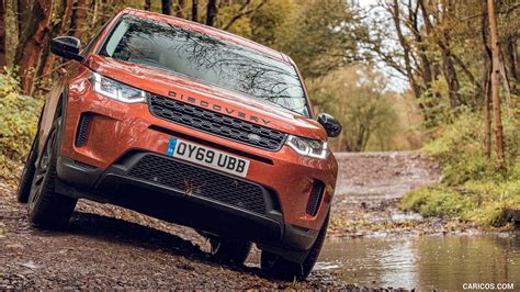 2020 Land Rover Discovery Sport - Off-Road | Caricos