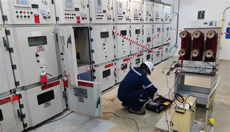 Best MV Switchgear Testing and commissioning Services - AET