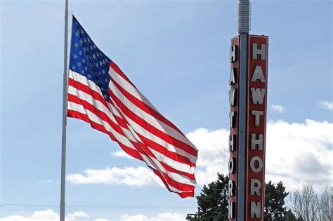 Flag etiquette for the half-mast flag salute - Deseret News