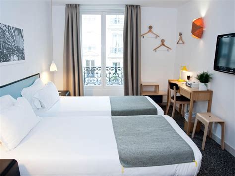 Paris Hotels for Budget Travelers | Europe on a budget, Paris hotels ...