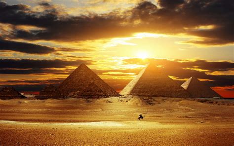 Pyramid In Desert Wallpaper Hd Nature 4k Wallpapers I - vrogue.co