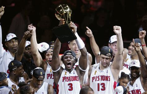 Detroit Pistons 2004 / Detroit Pistons Championship Parade Rally And ...