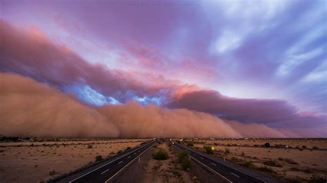 Watch a 'haboob' sweep through Arizona